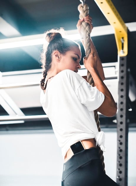 Master the Pull-Up: Beginner’s Guide to Your First Rep