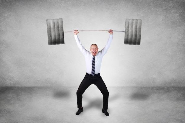 A split image. One side shows an athlete struggling during a heavy lift. The other side shows the same athlete successfully completing the lift with apparent ease and increased power. The image visually represents the impact of creatine on strength and power.
